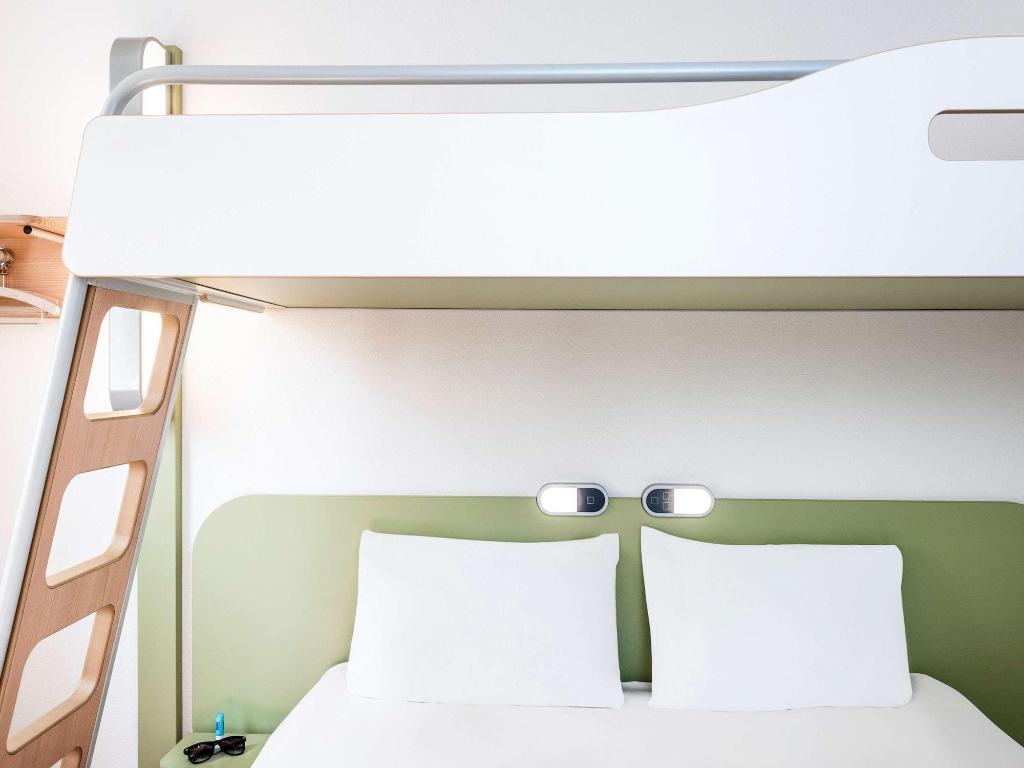 Ibis Budget Бержерак Екстериор снимка