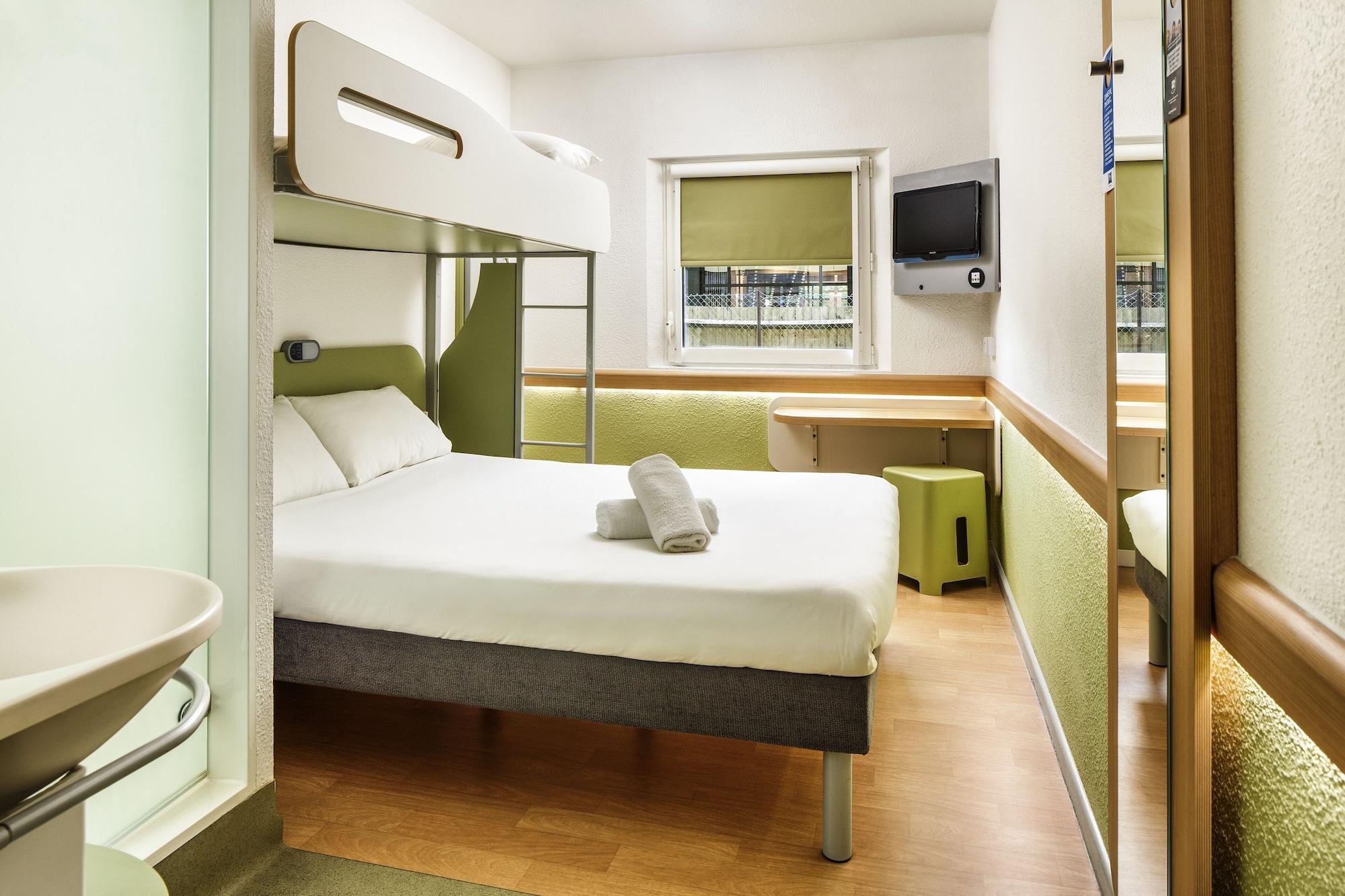 Ibis Budget Бержерак Екстериор снимка