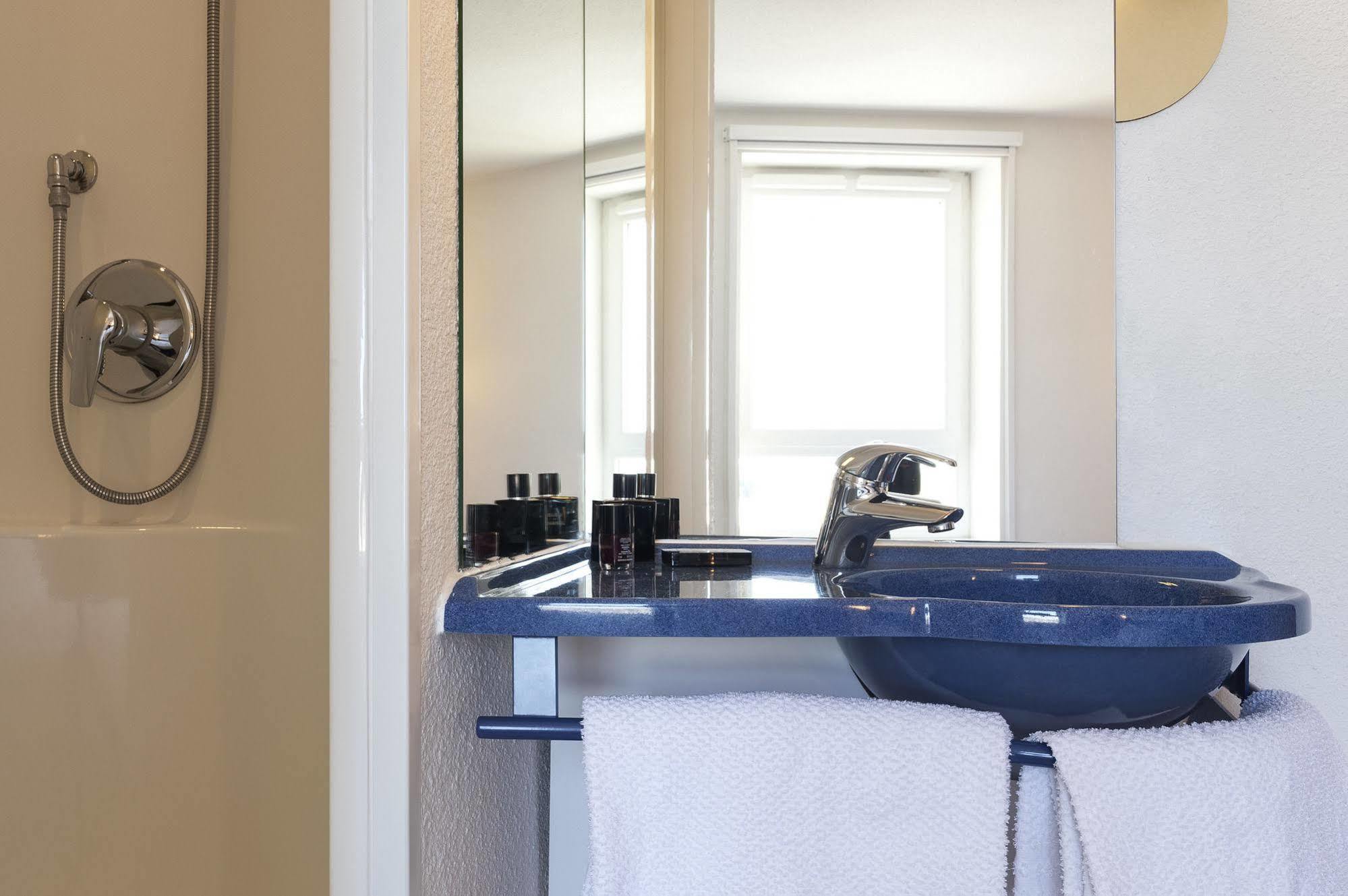 Ibis Budget Бержерак Екстериор снимка